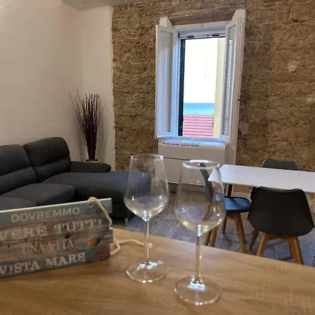 Ferienwohnung La Dimora Dei Bastioni Alghero Exterior foto